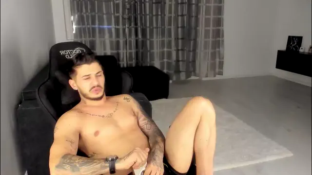 jonnyporn1