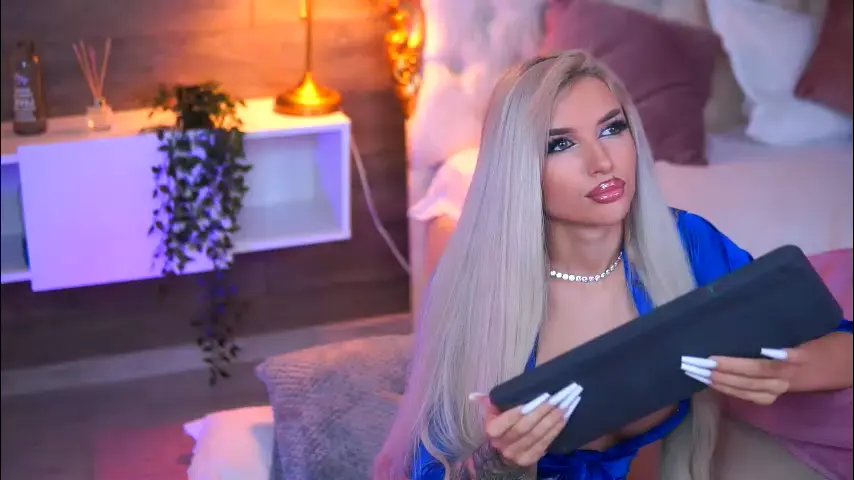 juicy_jessye