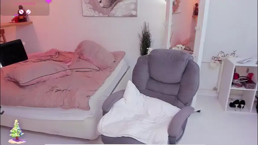 lili_and_niki