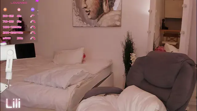 lili_and_niki