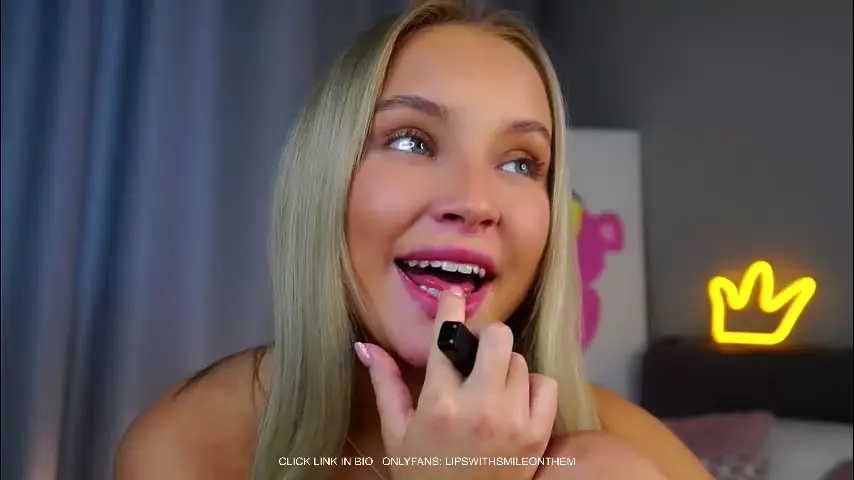 lipswithsmileonthem