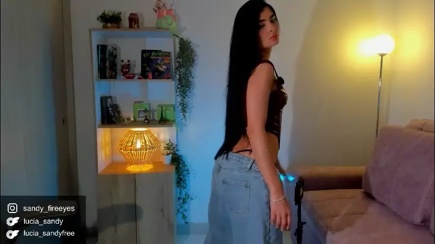 lucia_sandy
