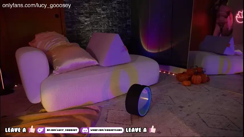 lucy_gooosey