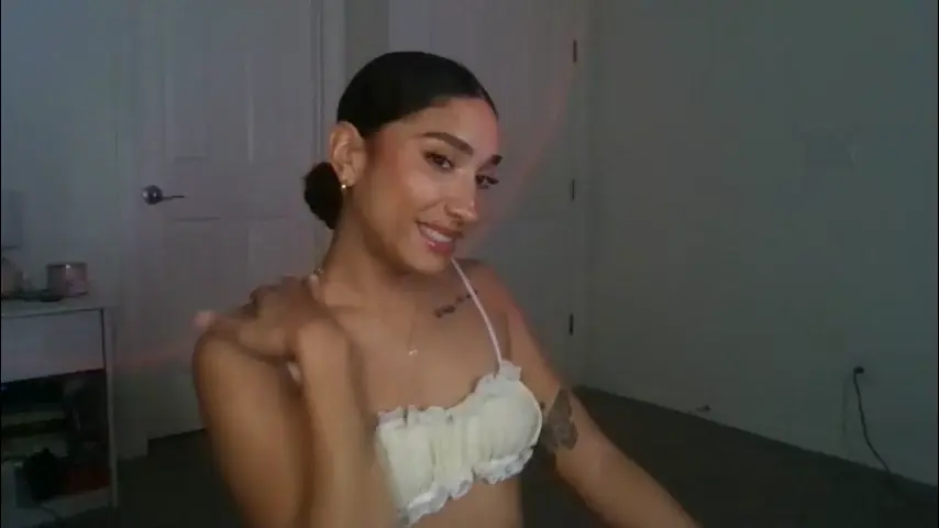 luvvvxliv