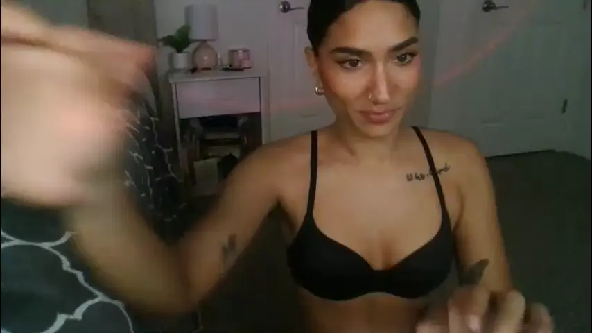 luvvvxliv