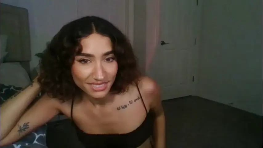 luvvvxliv