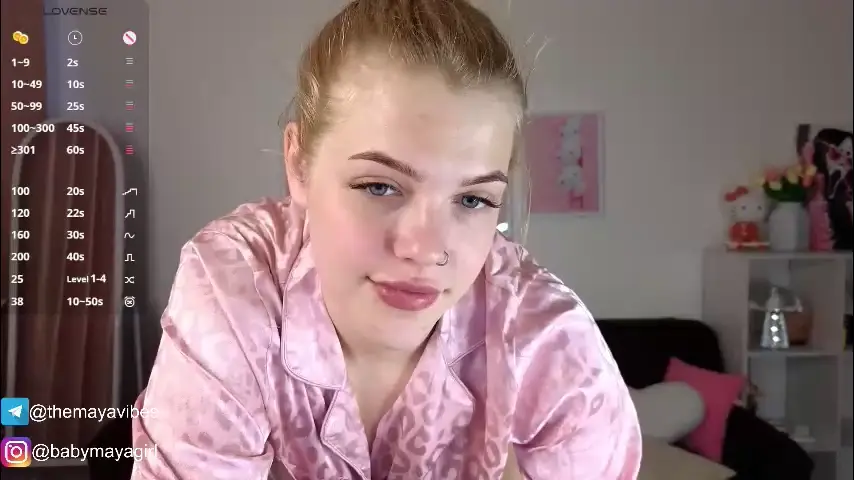 maya_blonde18
