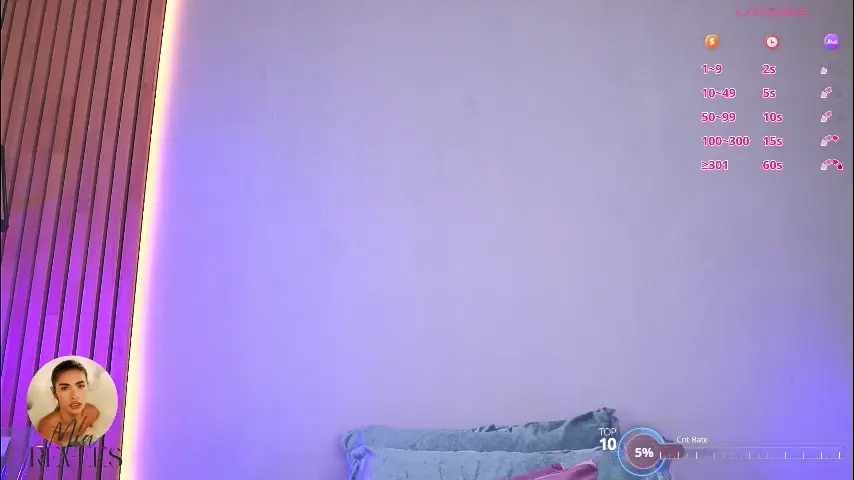 mia_reeves
