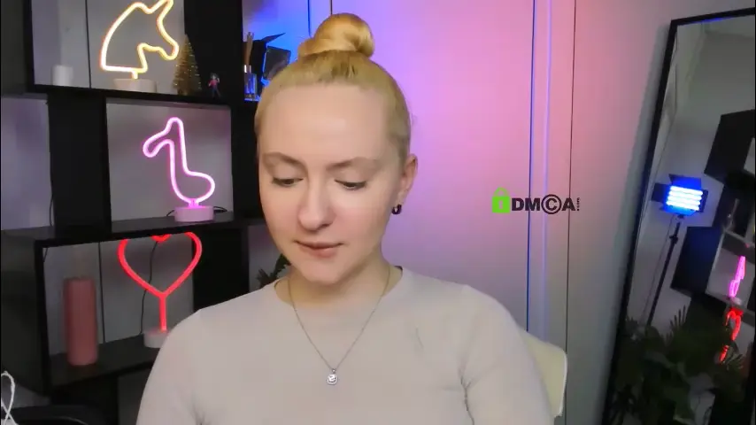 mila_glow