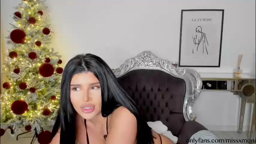 moniqueeass