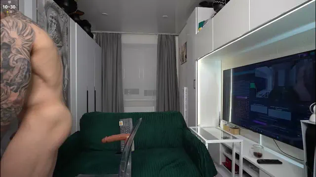 nick_howlenxx
