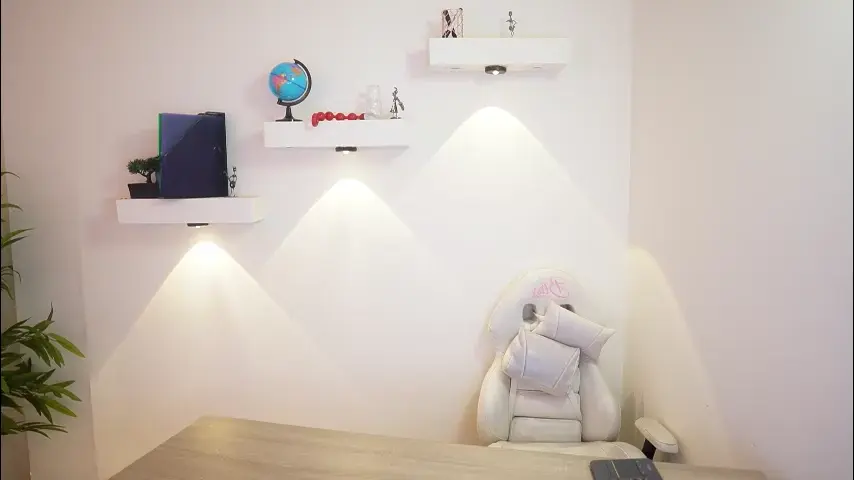 scarlett_collins01