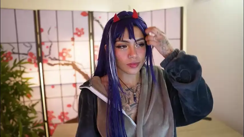 scarlett_collins01