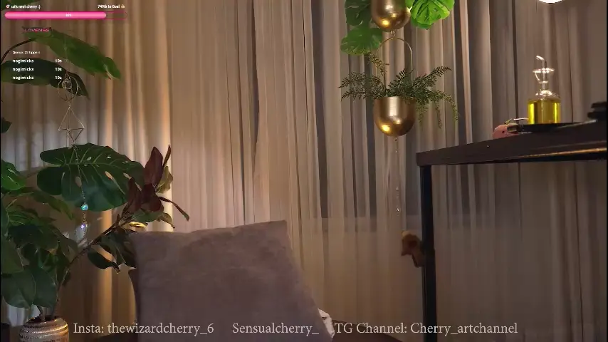 sensualcherry_