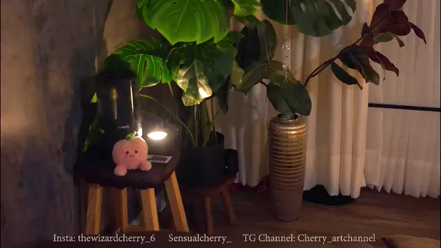 sensualcherry_