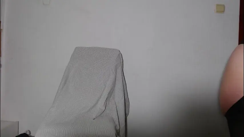 sweat_mia