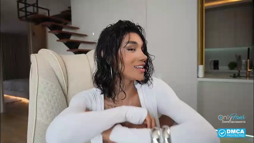sweetlaurasaenz