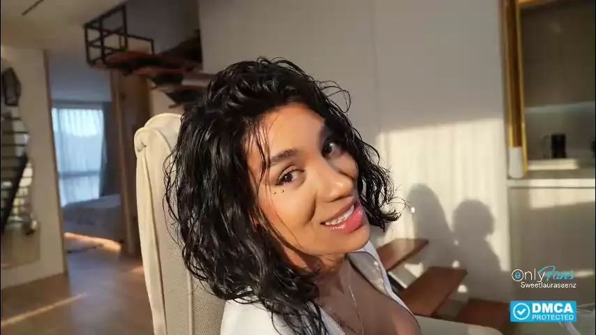 sweetlaurasaenz