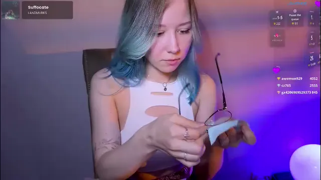 theblue_moonie