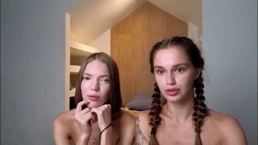 tootightwithbra