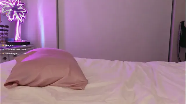 valerie_james3