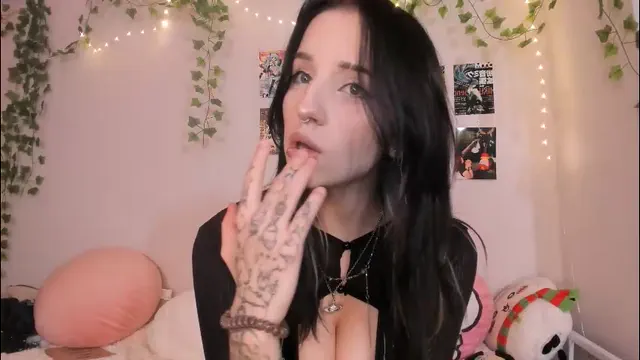 vivian_qwerty