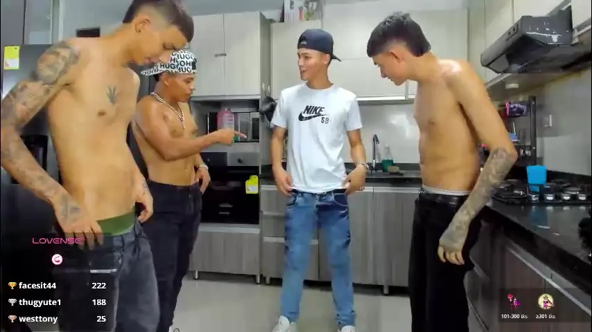 voyeurism_guys