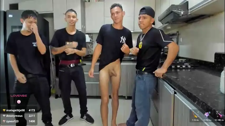 voyeurism_guys