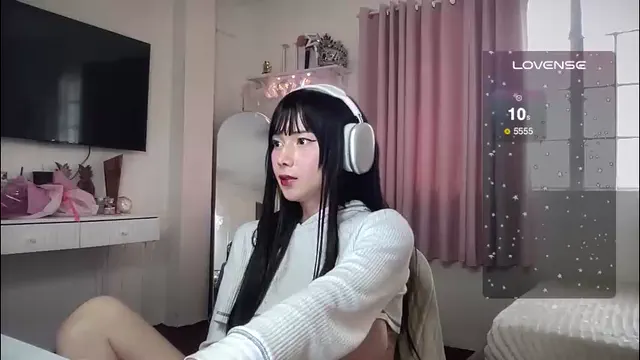 yournaughtyprincessx