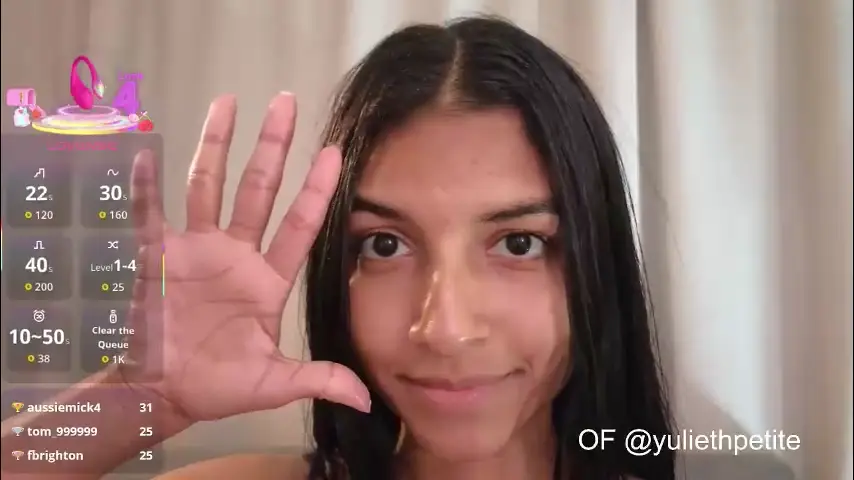 yuliethpetite