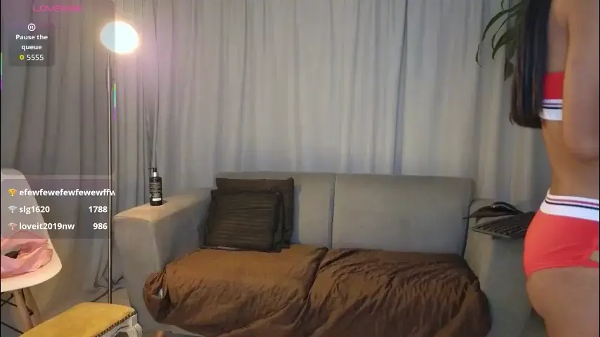 yuliethpetite