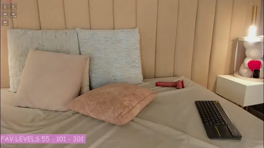 zoemonroee_