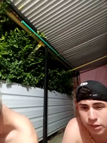 3hornys-straights