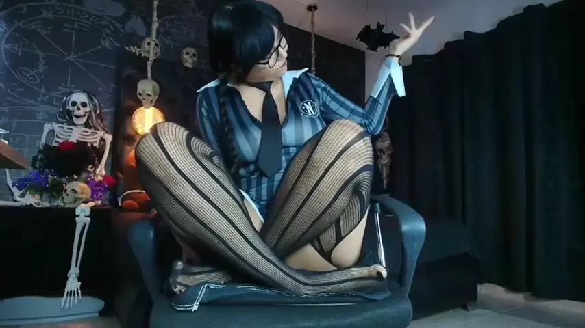 alexhoe_