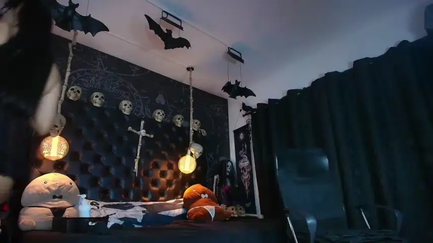 alexhoe_