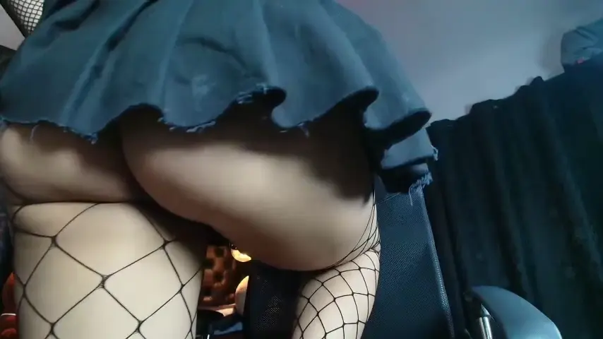 alexhoe_