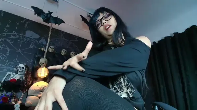 alexhoe_
