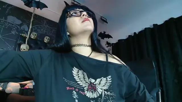 alexhoe_