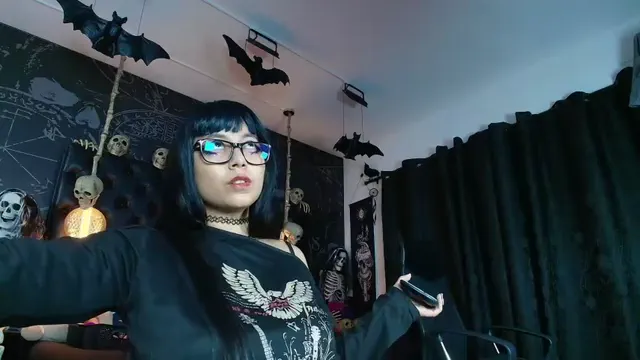 alexhoe_
