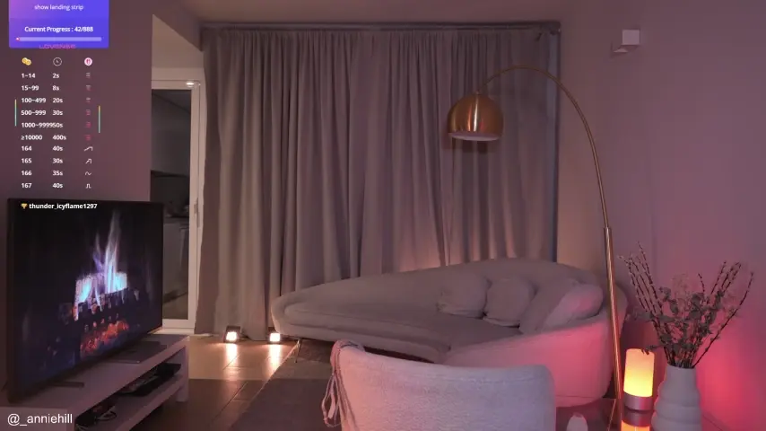 anniehillofficial