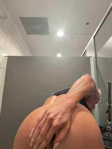 blondiluvsanal