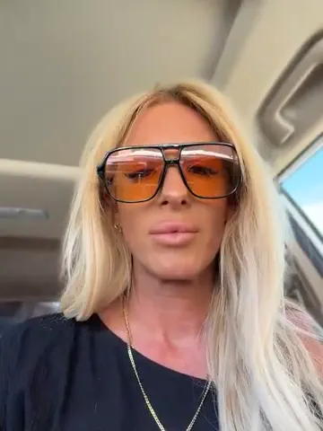 blondiluvsanal