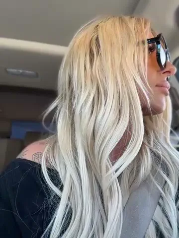 blondiluvsanal