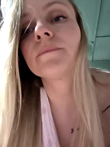 bondgirl_013