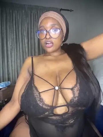 bustygoddess32