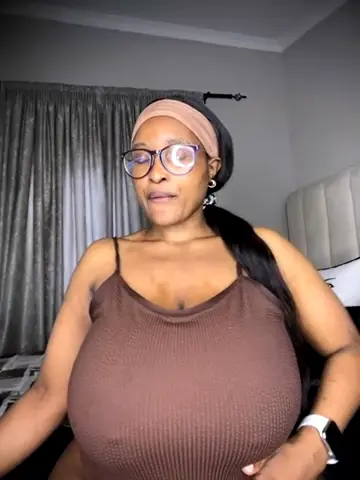 bustygoddess32