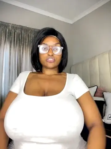 bustygoddess32