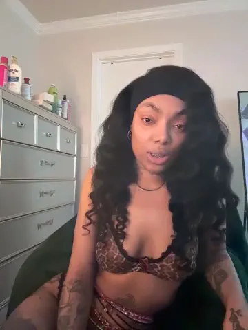 butterflybootyy