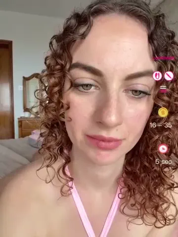 curlychloe