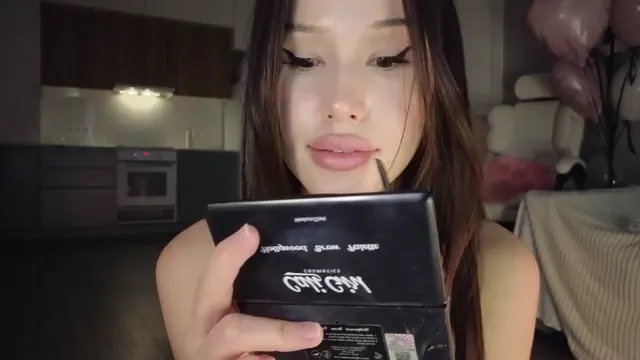 ella_lee15